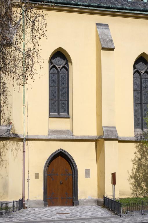 Apartments With 2 Bathrooms- 5 Minutes From Old Town - 102 M2 Prága Kültér fotó