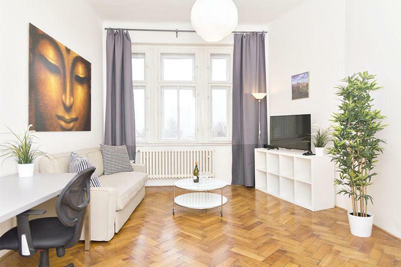Apartments With 2 Bathrooms- 5 Minutes From Old Town - 102 M2 Prága Kültér fotó