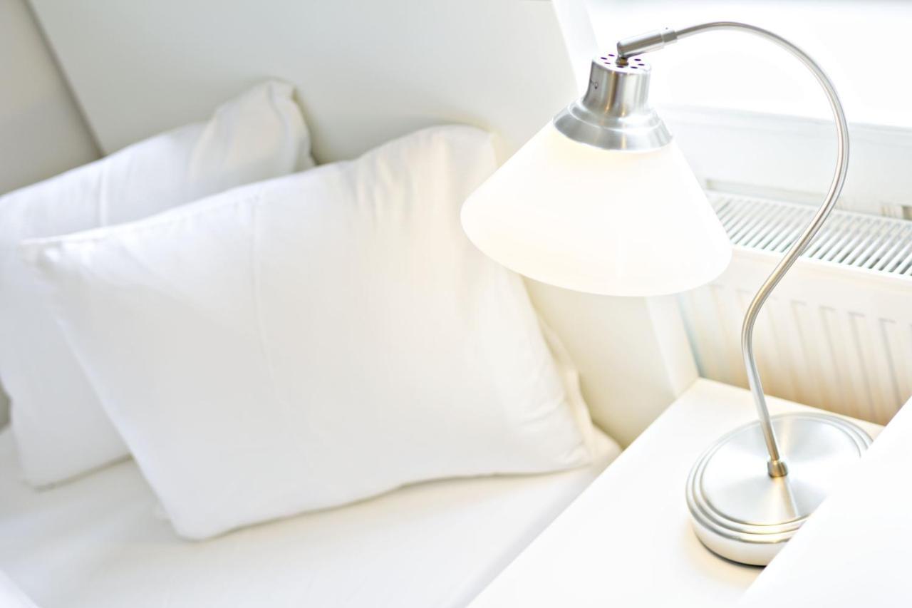 Apartments With 2 Bathrooms- 5 Minutes From Old Town - 102 M2 Prága Kültér fotó